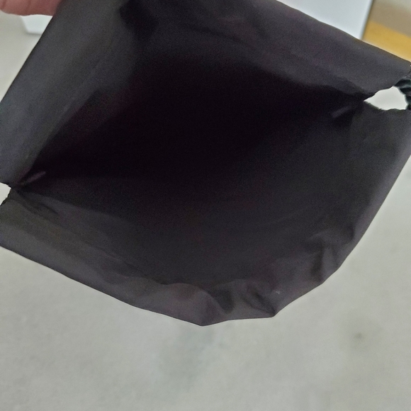 CHANEL Black Smooth Jewelry Dust Cover Travel Storage Pouch - Picture 6 of 8